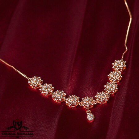 Golden Aura Crystal Necklase: Elevate Your Elegance