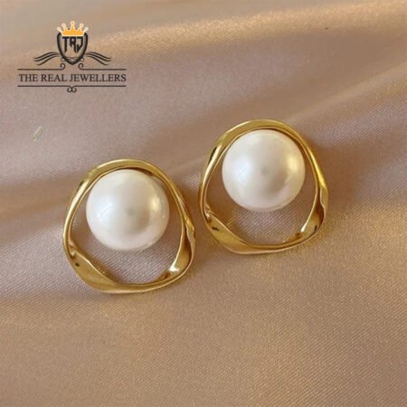 Gold Design With White Crystal Pearl Earring Pair For Girls/Women, Earring Pair For Girls/Women.
