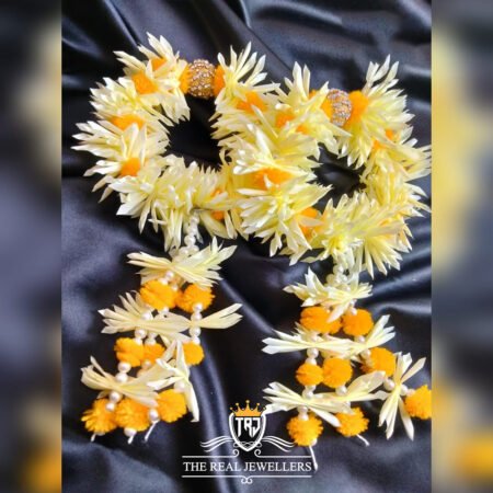 Artificial Jasmine Flowers and Roses Traditional Gajra Bracelet For Girls/Women, Bracelet For Girls/Women